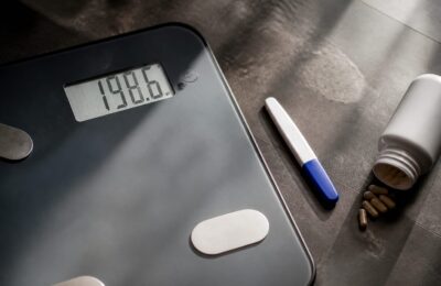 Excesul de greutate în sarcină poate ridica cu până la 33% riscul de complicații severe