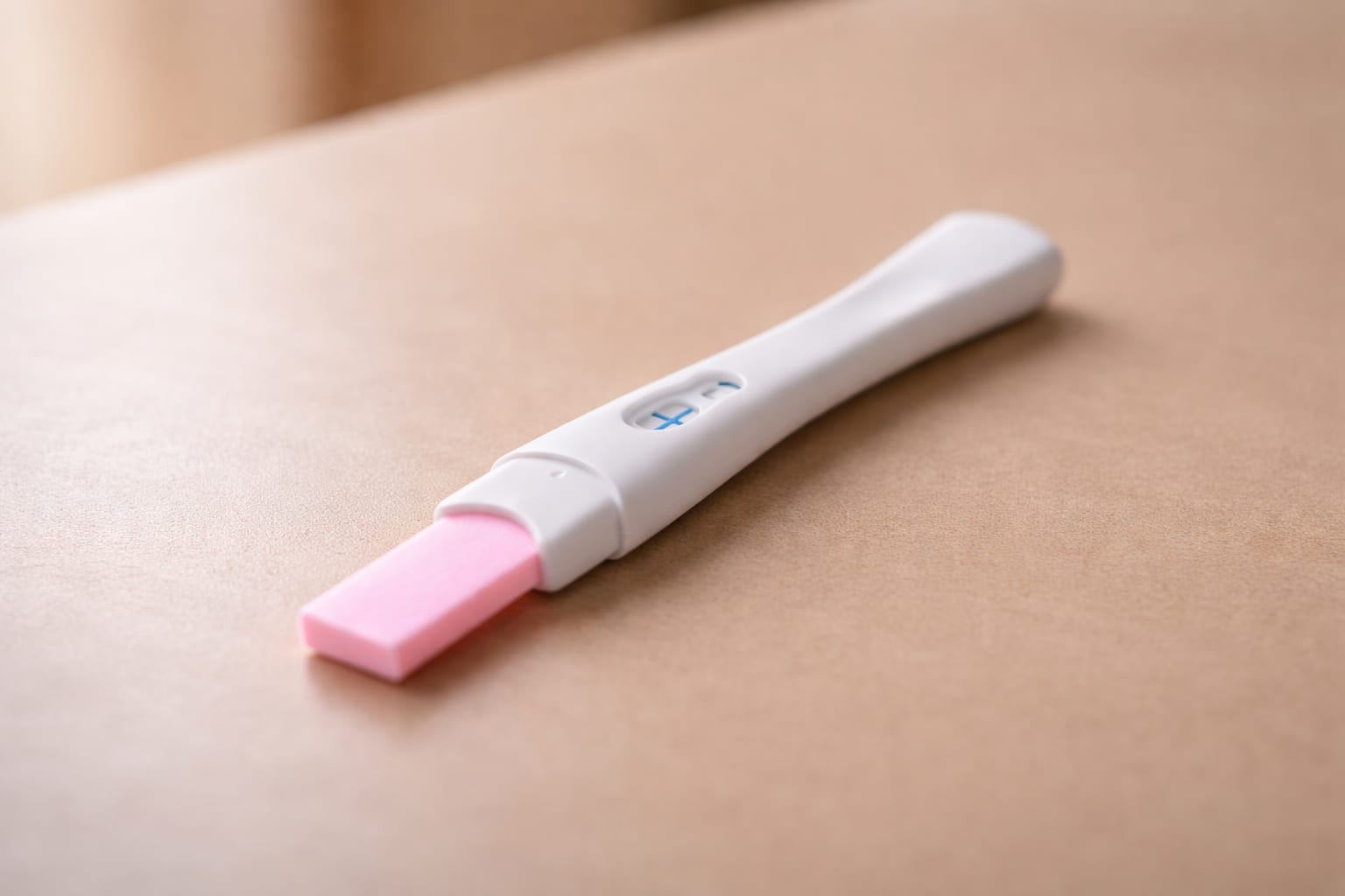 Fertilitatea după 35 de ani ar putea depinde de o bacterie specifică din uter