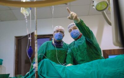 Cine decide tratamentul unui caz cardiovascular complex și când poate fi folosit cateterul
