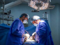 George a amânat consultul pentru durerile lombare și a ajuns la operație de urgență