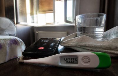 Insolația poate crește temperatura corpului la 40 de grade în 15 minute iată semnele de urgență