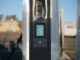 Mașina pe benzină lăsată la încărcarea electricelor poate fi amendată sau tractată în SUA