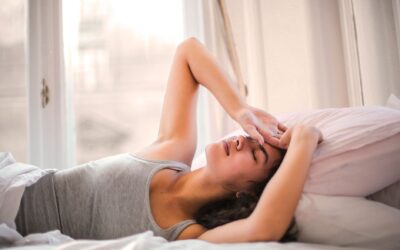 Somnul recuperat în weekend poate ajuta metabolismul, dar beneficiul depinde de numărul orelor în plus